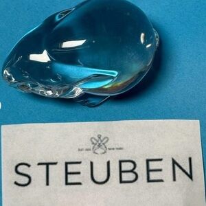 Steuben rabbit figure